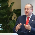 Magín Díaz explicó que el Gobierno no aumentará el ITBIS y revisará los programas sociales para focalizar las ayudas en los sectores más vulnerables.