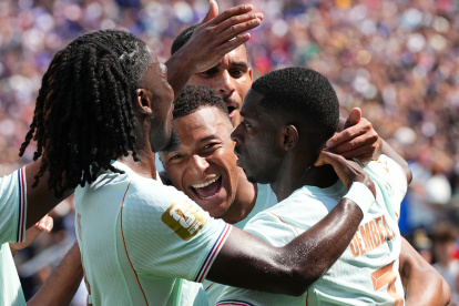 Ousmane Dembele (derecha) celebra tras anotar el tercer gol de Francia en el partido contra Noruega en el partido del Grupo I del Mundial, el viernes 26 de junio de 2026, en Foxborough, Massachusetts. (AP).