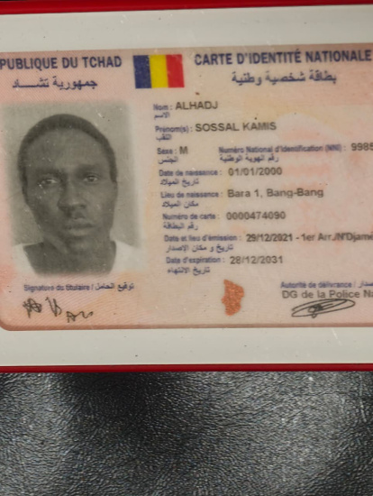 Bukele dijo que entre los restos también había carnets de identificación y uniformes militares de otros países.