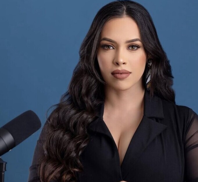 Ingrid George borra todo y se arrepiente: 