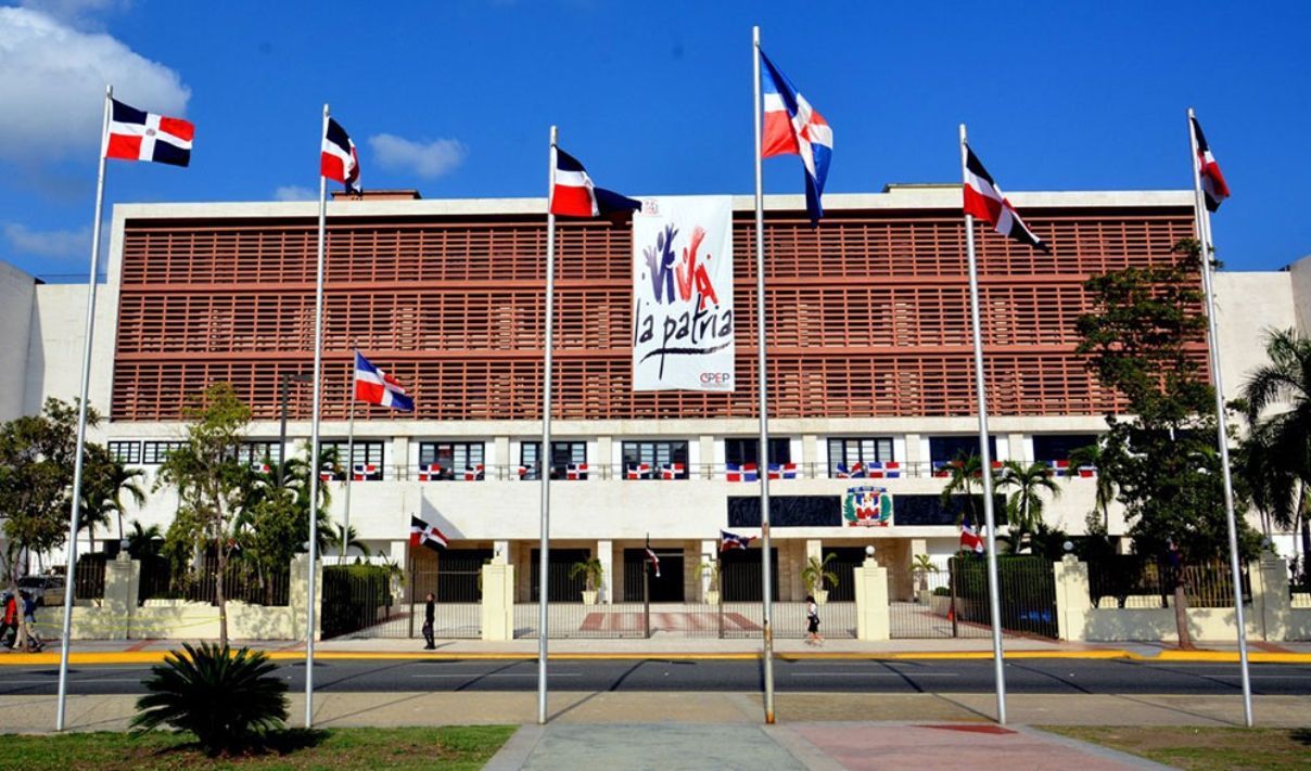 Sede del Congreso Nacional en el Centro de los Héroes.