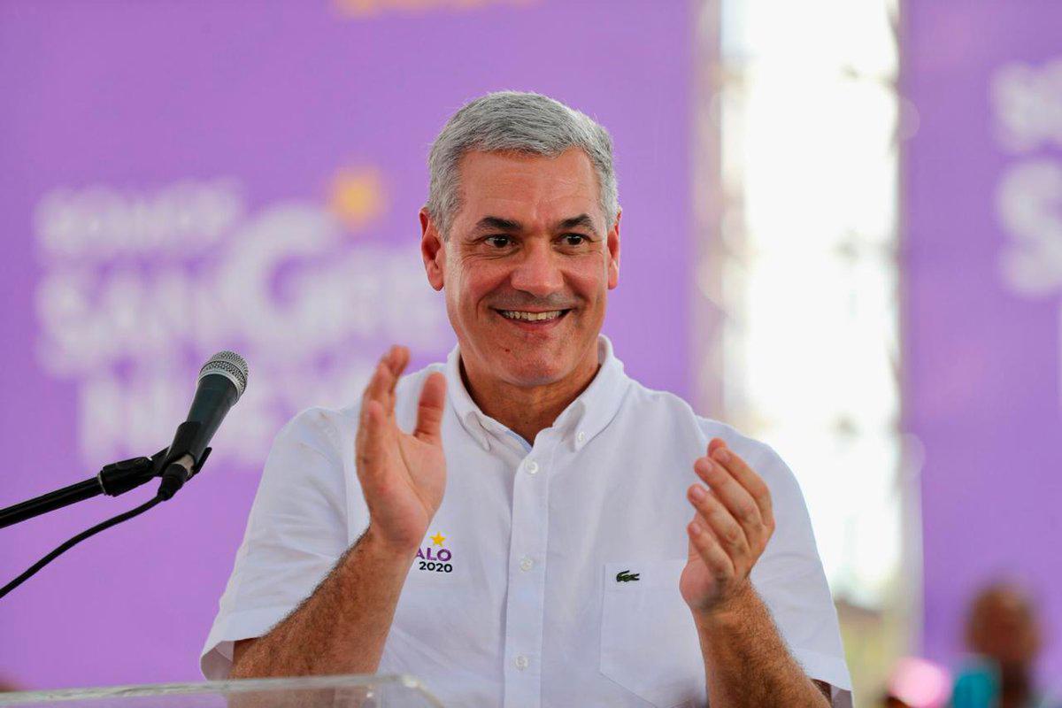  Gonzalo Castillo