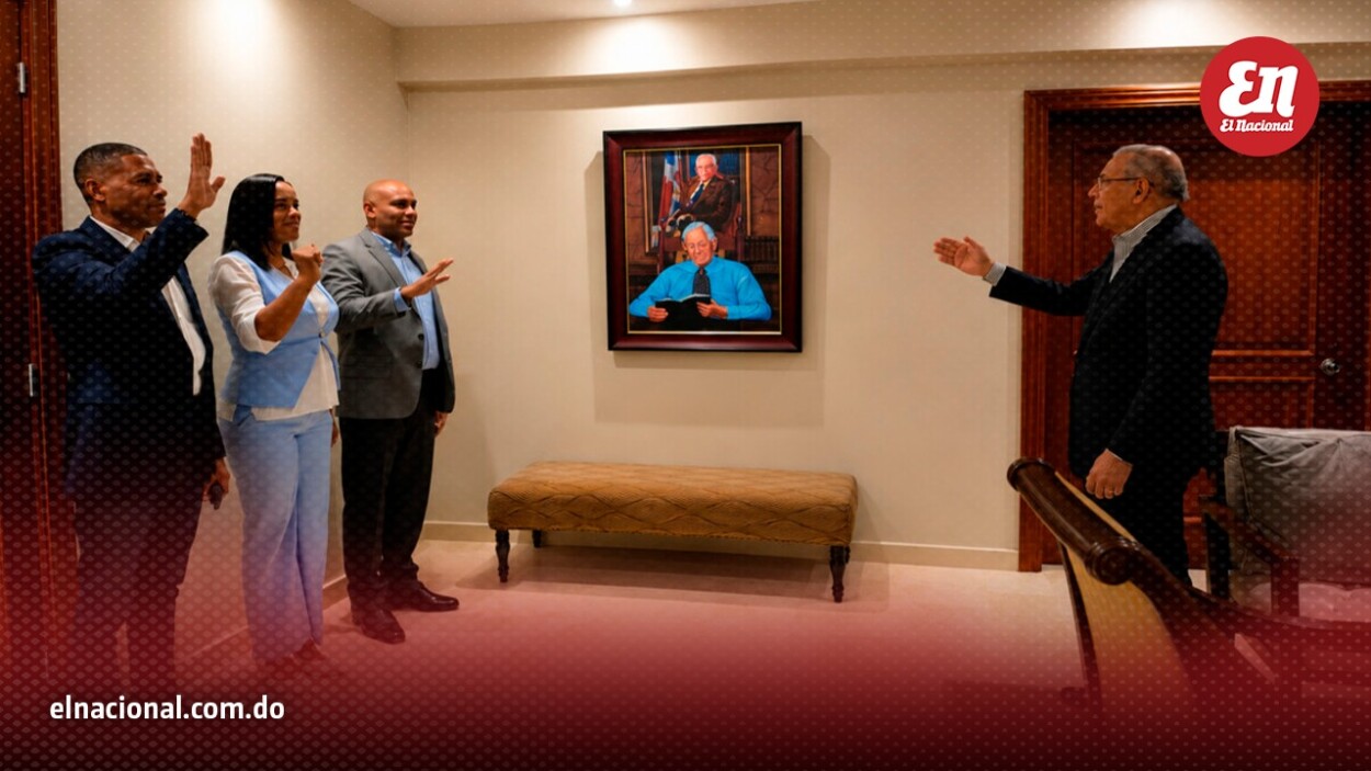 Danilo juramenta a Fuerza del Pueblo y otros dirigentes de JS
