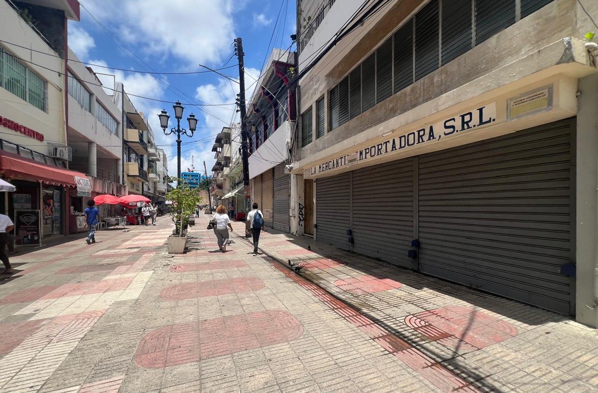 Empresarios han expresado malestar por el cierre de negocios y la falta de planificación en la construcción