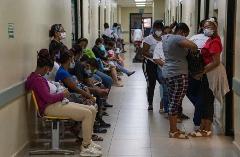 Pacientes buscando atenciones en hospitales