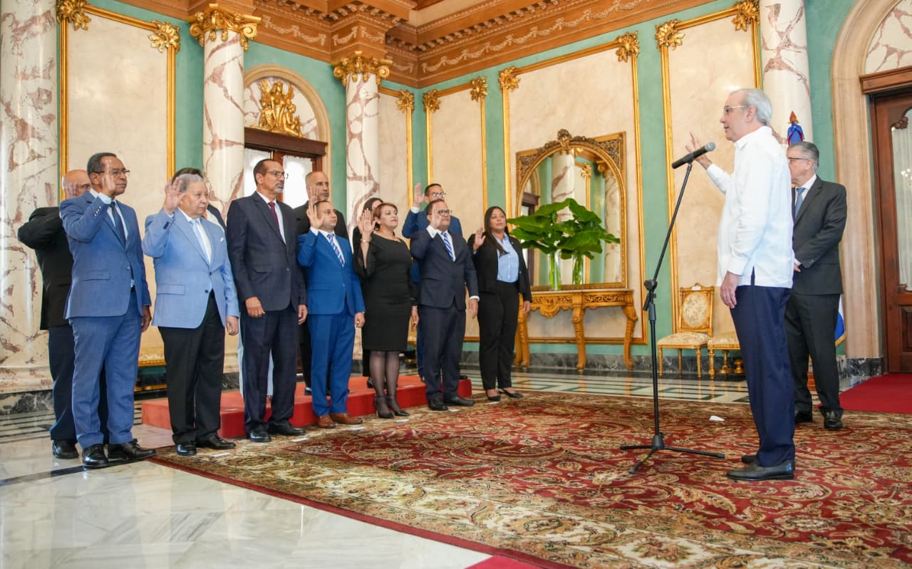 Representantes de las instituciones que integran el Comité de Salud Mental y Cooperación Penitenciaria, conformado por la Sociedad Dominicana de Psiquiatría (SDP)