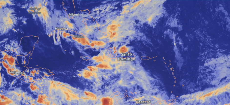 Imagen satelital del Centro Nacional de Huracanes de Estados Unidos.