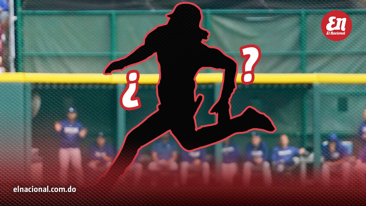 Un jugador con tremenda velocidad corre hacia la segunda base.