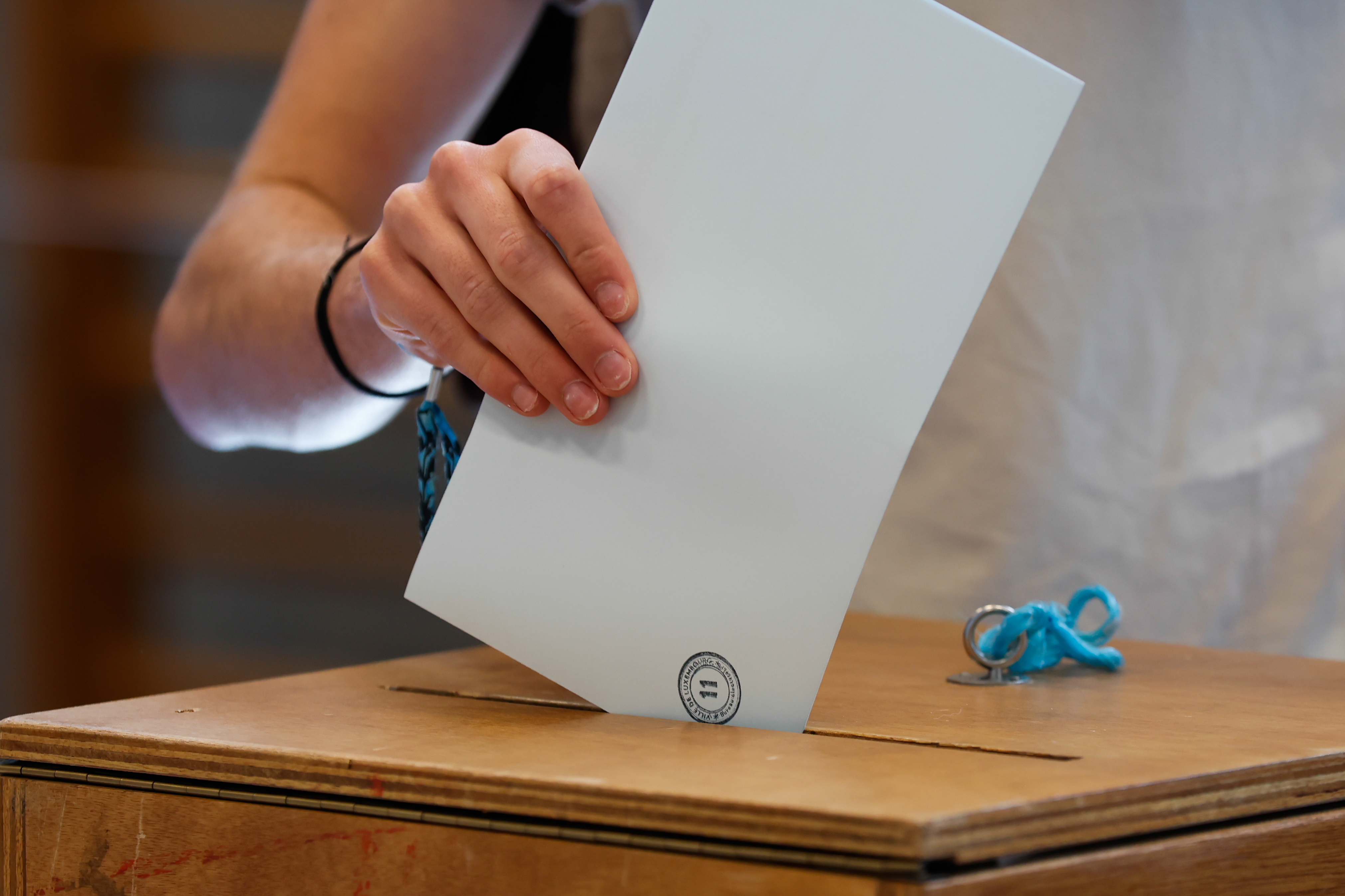 La responsabilidad de los votantes va más allá de la simpatía por una figura política. Votar significa pensar en el futuro del país.