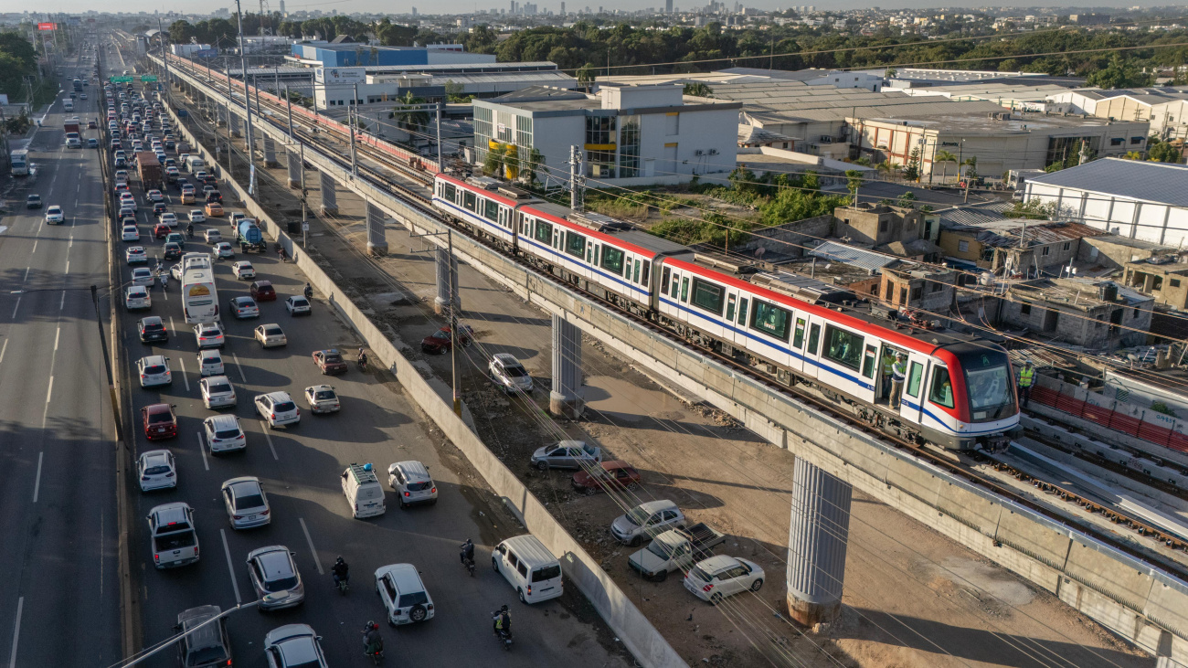 El Metro de Los Alcarrizos fue inaugurado recientemente por el presidente Luis Abinader