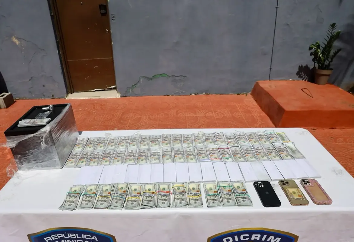 Se investigan 12.000 dólares en efectivo, presuntamente involucrados en actividades ilícitas
