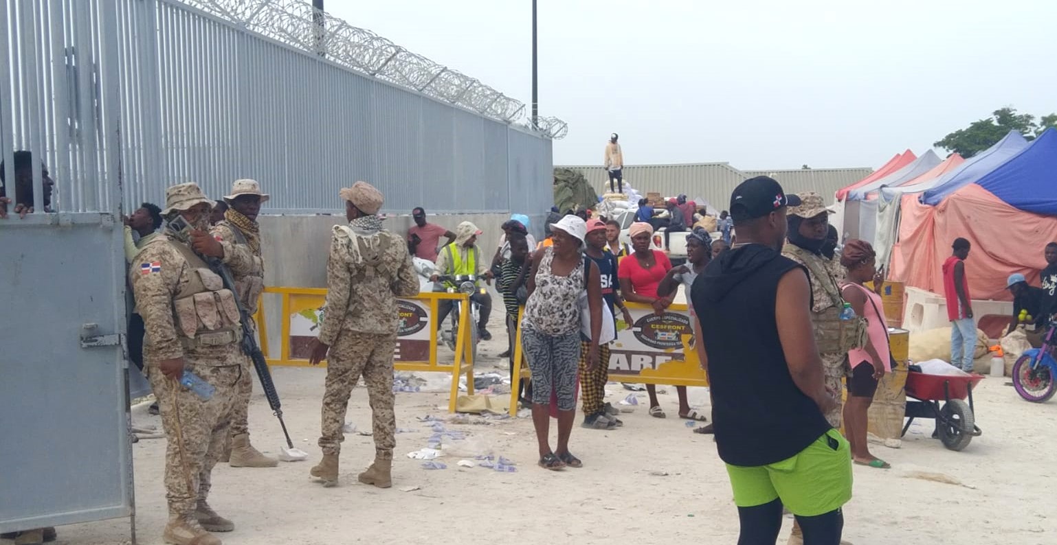 Pedernales enfrenta conflicto con la participación de nuevas empresas comerciales en el mercado transnacional