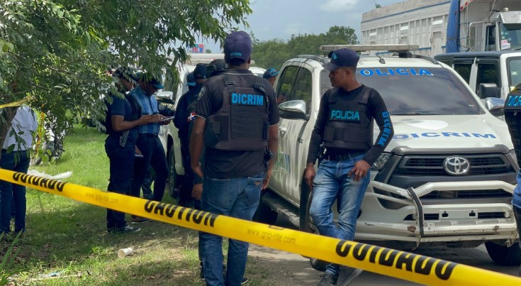 El caso de una joven encontrada muerta en el libramiento norte de Santiago
