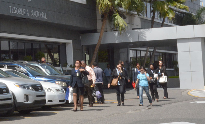 En la última década, el número de empleados trabajando en República Dominicana aumentó en 203.736, equivalente a un crecimiento acumulado del 35,3%.