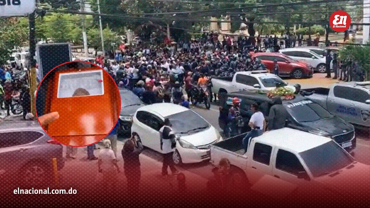 Familiares desmembran el ataúd de un joven que murió bajo custodia policial