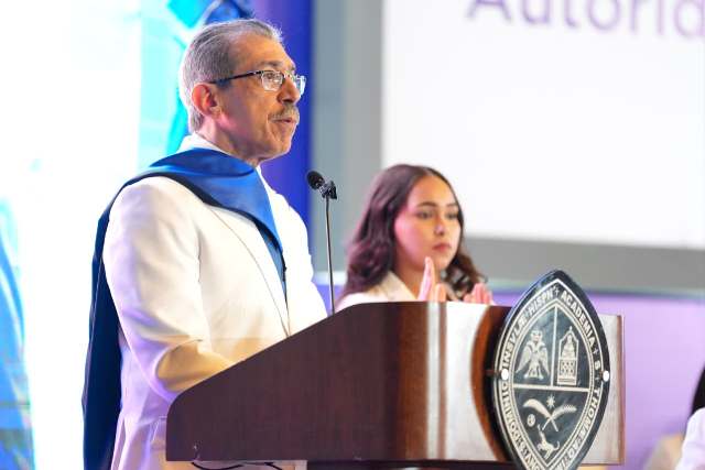 El nuevo Rector de la UASD, George Aszana David, habla en su acto de juramentación como Rector de la UASD para el período 2026-2030.