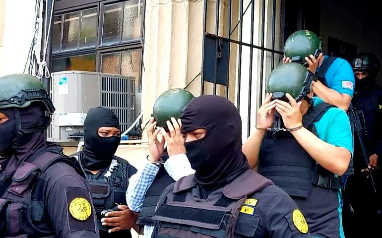Operación Lobo acusada