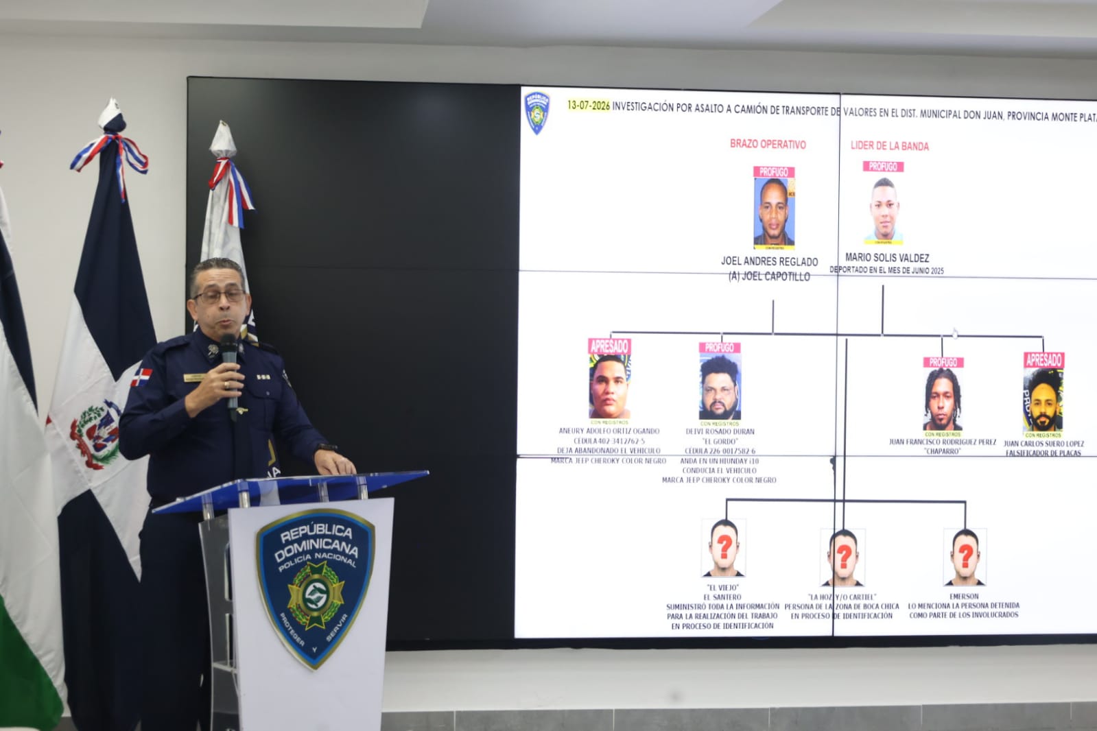 El portavoz policial Diego Pesqueira en la rueda de prensa.