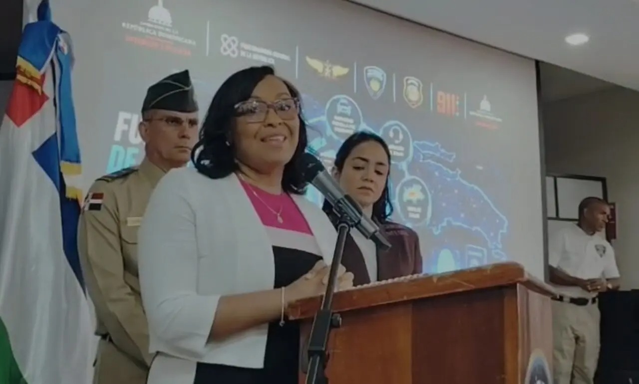 La fiscal Ramona Santana confirmó que la investigación por la muerte de Miguel Valenzuela continúa bajo la supervisión del Ministerio Público.