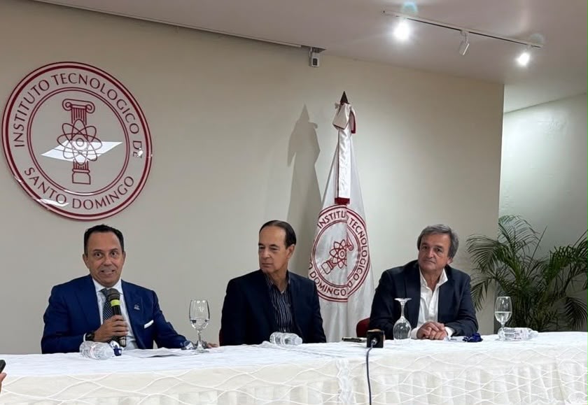 Las autoridades de IA Robotix e Intec dijeron que la plataforma tiene como objetivo generar nuevas hipótesis científicas.