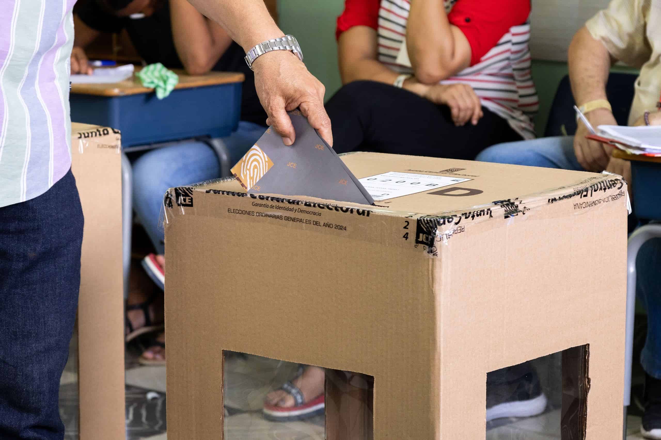 En los últimos 30 años, la participación electoral se ha convertido en un grave problema electoral, superando el 50%.