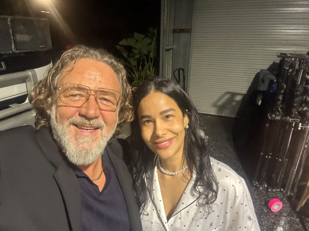 Maciel Taveras con Russell Crowe - Fuentes Externas