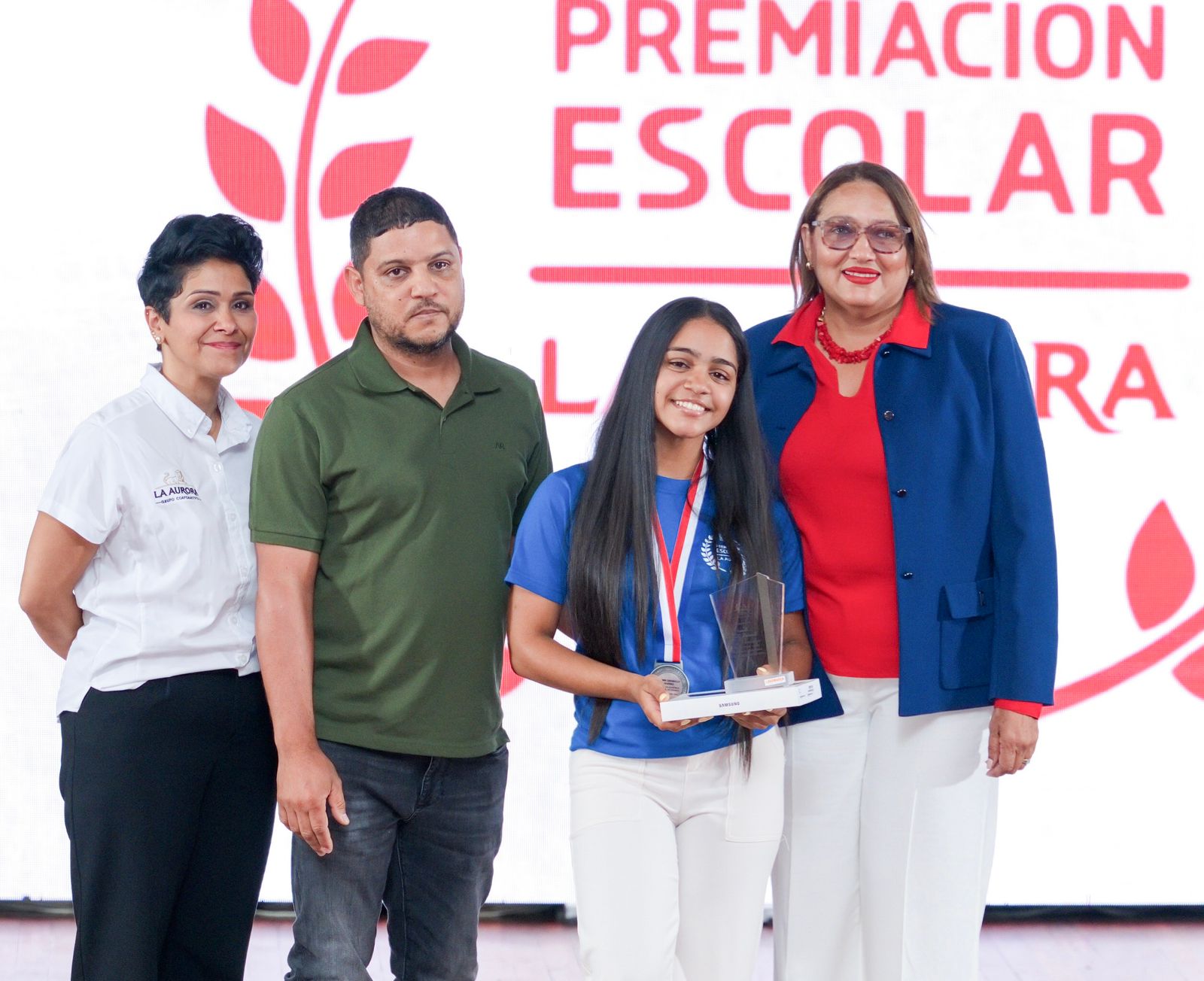 La Aurora impulsa la educación y el desarrollo familiar