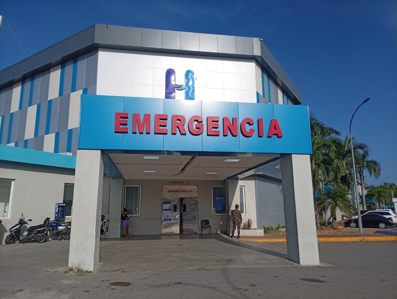 Fachada del Hospital Vinicio Calventi