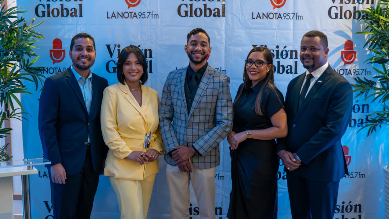 Equipo de Visión Global.
