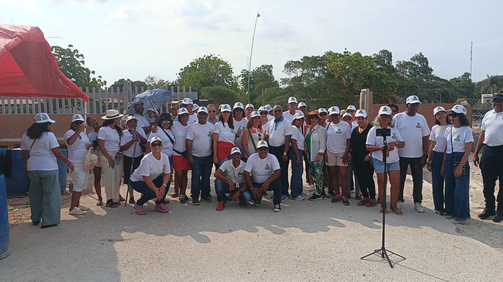 Una delegación comunicacional organizada por COOPNAPRENSA visitó la provincia de Pedernales para resaltar sus virtudes turísticas y su potencial en la frontera