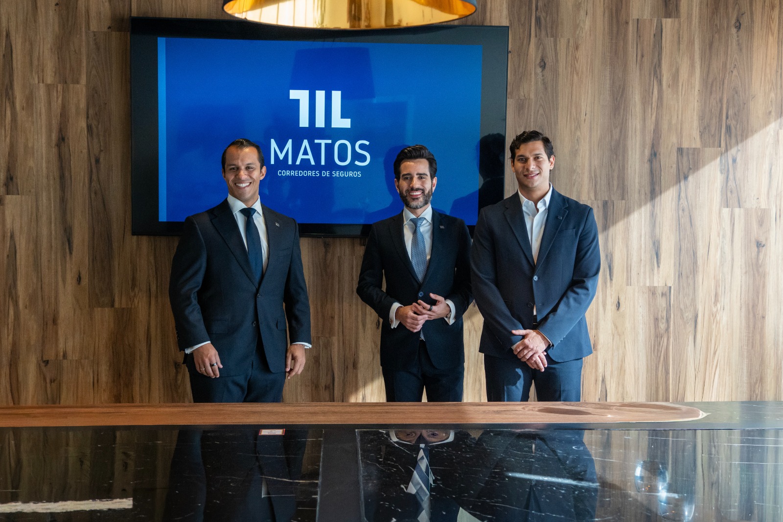 De izquierda a dererecha: Manuel Omar Matos, Manuel José Matos y Luis Manuel Gómez Matos