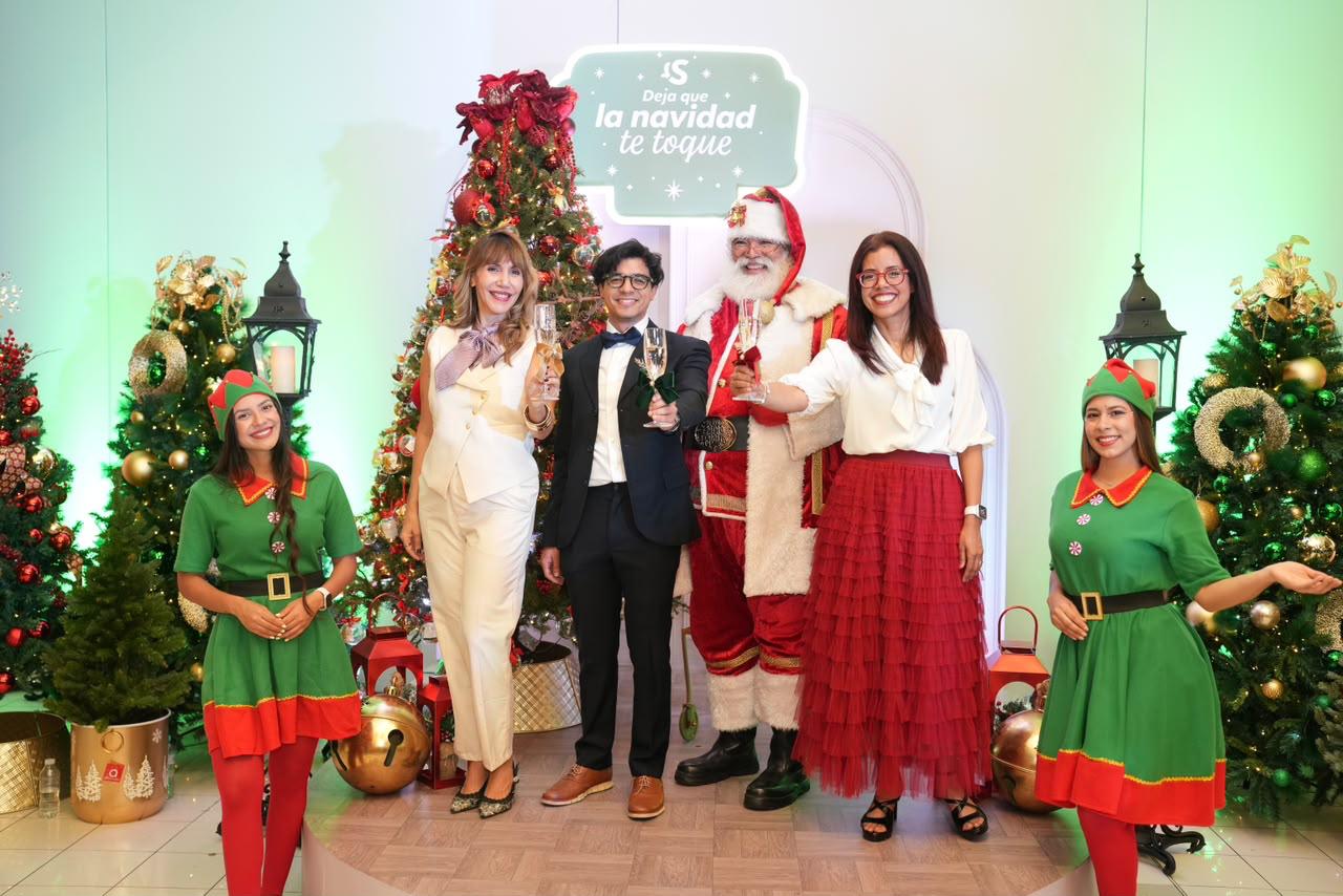 Yill Odreman, Ricardo Gómez y Carmen Julia Álvarez.