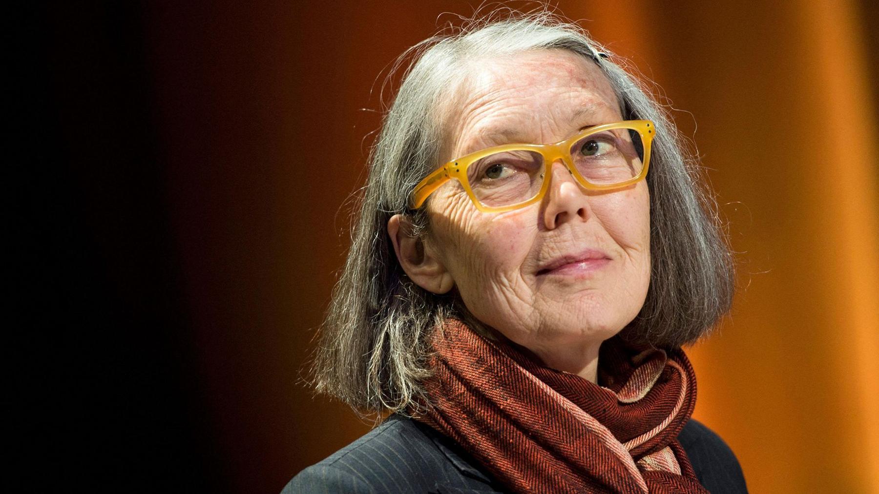 Anne Carson poeta, ensayista, traductora y profesora canadiense de literatura clásica