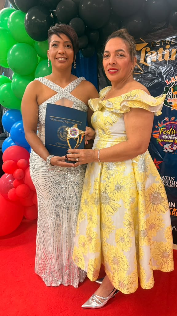 Tomasina Sosa recibe reconocidos