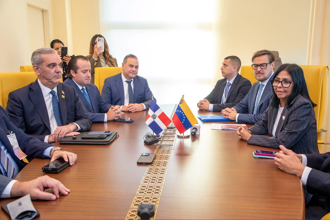 República Dominicana y Venezuela buscan ampliar sus vínculos en los sectores energético, turístico y consular.