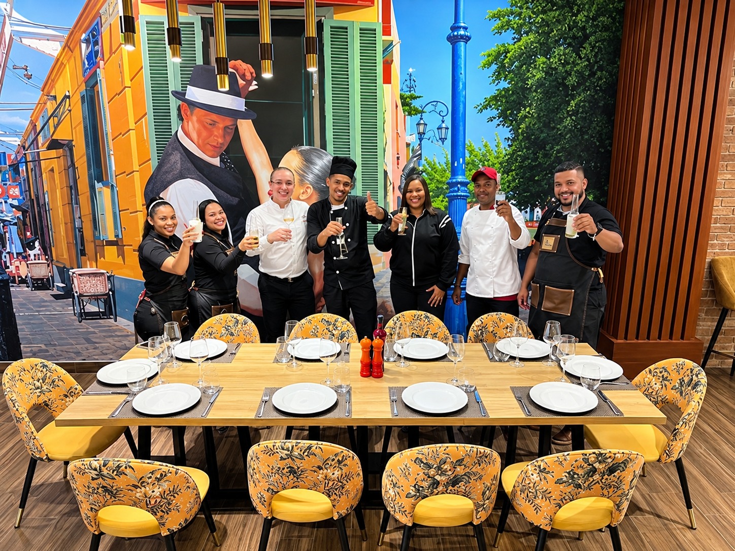 Colaboradores de Drago Grill.